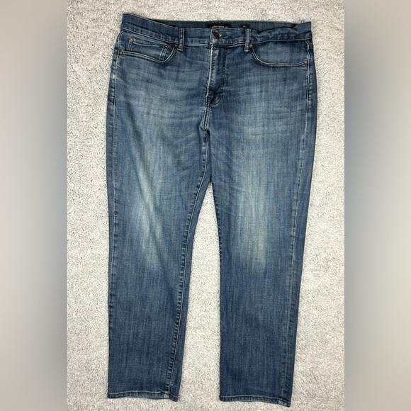Lucky Brand Jeans Mens 38 x 30 121 Slim Dark Wash Classic Denim Night Out Party - Picture 1 of 5